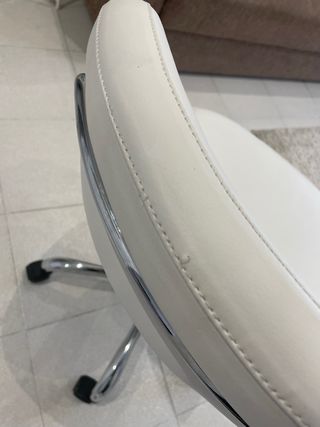 Silla de escritorio / oficina en piel blanca
