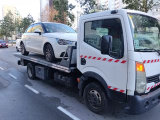 Servicio de grúa asistencia en carretera Portes