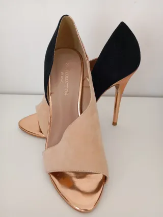 Zapatos de fiesta dorados y negros