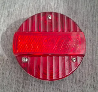 Faro trasero original DDR/NOS.
