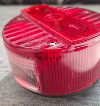 Faro trasero original DDR/NOS.
