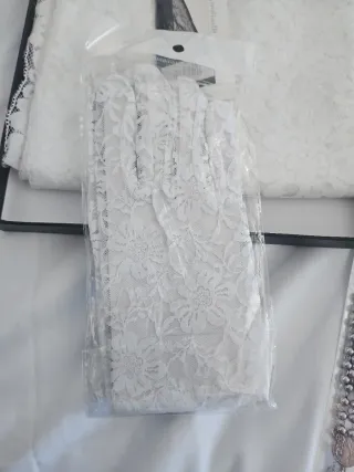 Mantilla 220 100cMadrina Beige/Blanca con Peineta