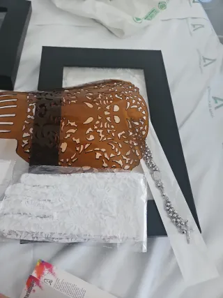 Mantilla 220 100cMadrina Beige/Blanca con Peineta