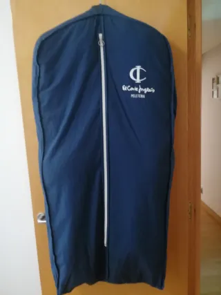 Abrigo de piel negro