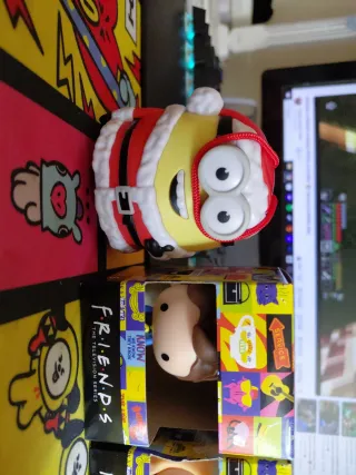 Muñecos Friends y minion