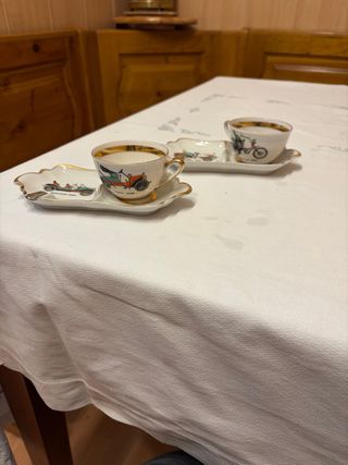 Juego café coches antiguos porcelana y metal