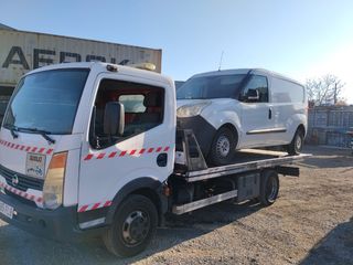 Servicio grúa asistencia en carretera auxilió