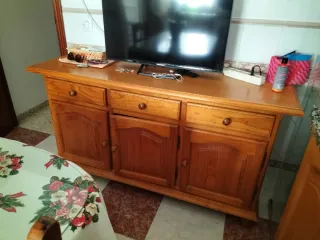 Aparador de cocina de madera