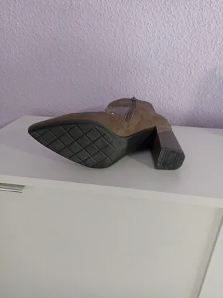 Botines mujer tacón tachuelas