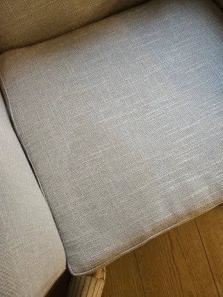 Butaca giratoria beige diseño