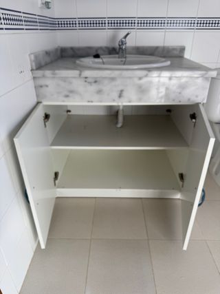 Mueble de lavabo con encimera de mármol
