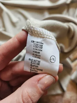 Maglia manica lunga scollo a barca Dance beige