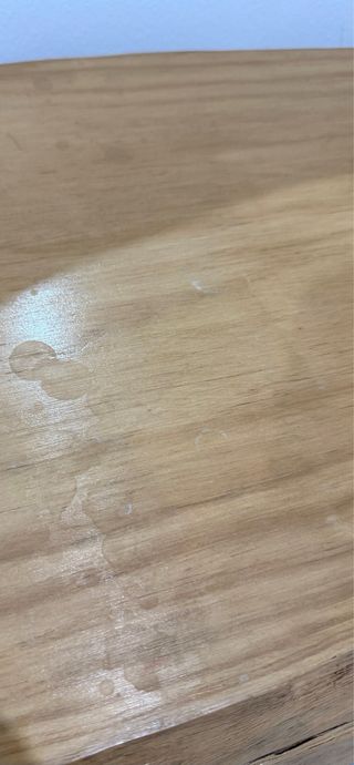 Consola de madera y metal