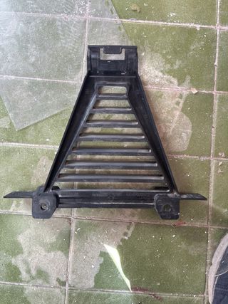 BMW G310R rejilla radiador