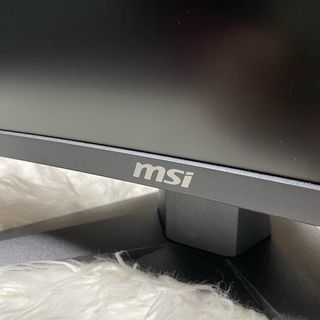 Monitor Gaming MSI MAG 242C 24” FHD 180Hz