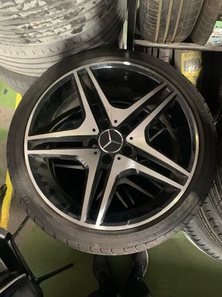 4 Llantas Mercedes con neumaticos 18”