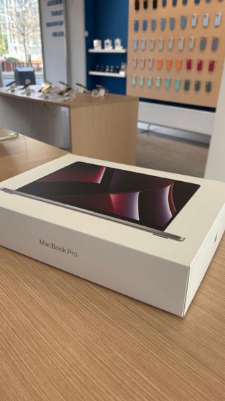 MacBook Pro 14 M2 Pro Plata/Gris Espacial