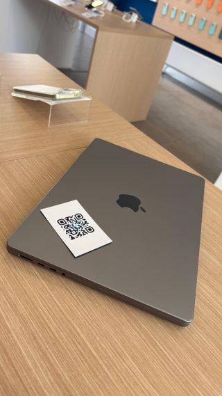 MacBook Pro 14 M2 Pro Plata/Gris Espacial