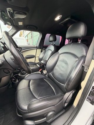 MINI Countryman 2011