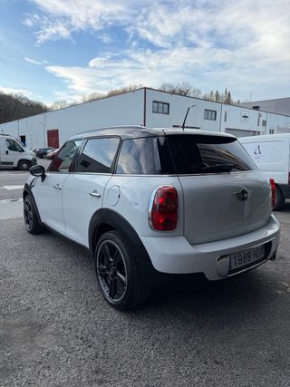 MINI Countryman 2011