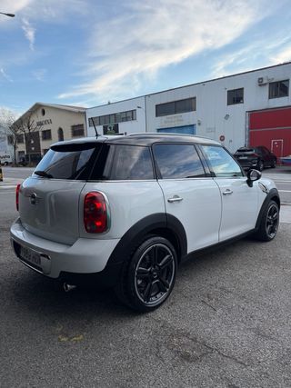MINI Countryman 2011