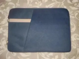 Portátil Acer con accesorios