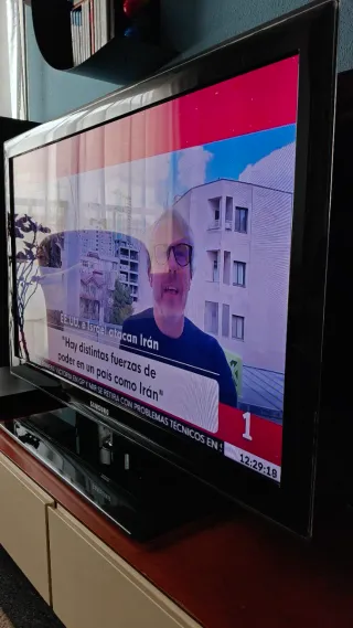 Televisión Samsung UE37C5100QW 37 pulgadas.