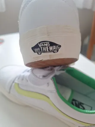 Zapatillas Vans Blancas y Verdes