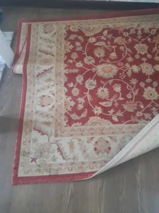 Grande tappeto per soggiorno beige e rosso