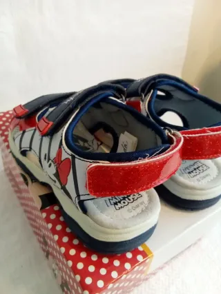 Sandalias Minnie Disney niña