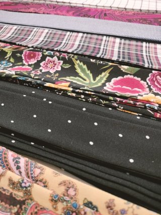 Fajines traje corto flores
