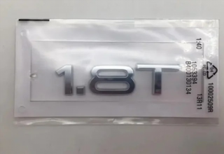 EMBLEMA CROMADO LATERAL O TRASERO AUDI 1.8T