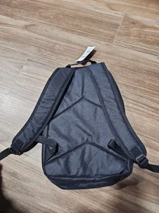 Mochila Softee Negra y Verde