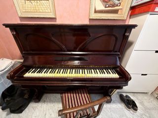 Piano antiguo R. Maristany – funcionando