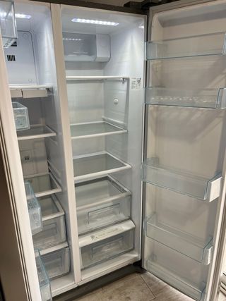 Nevera combi funciona perfectamente