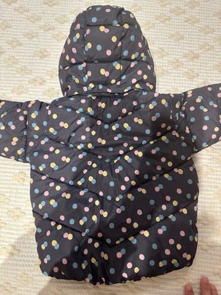 Abrigos niñas talla 12 meses.