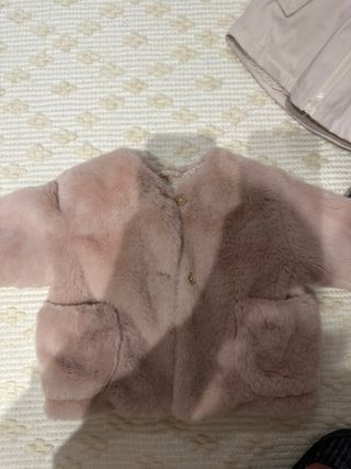 Abrigos niñas talla 12 meses.
