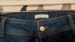 Pantalón vaquero campana azul