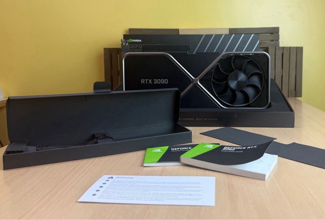 NVIDIA GeForce RTX 3090 Founders Edition