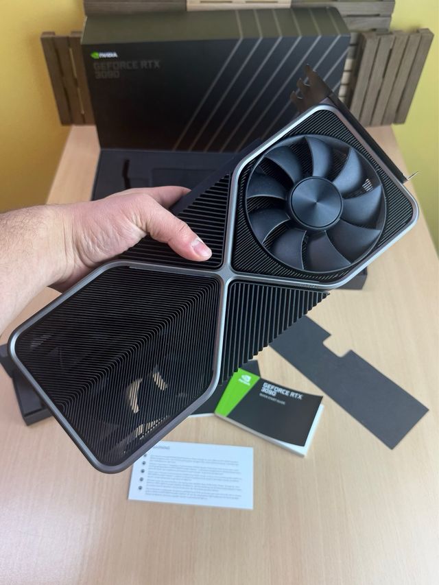 NVIDIA GeForce RTX 3090 Founders Edition