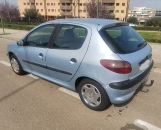 Peugeot 206 2004