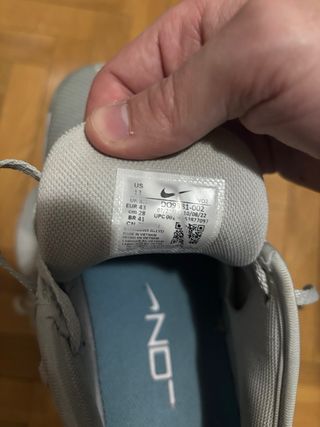 Nike Metcon Gris y Rosa