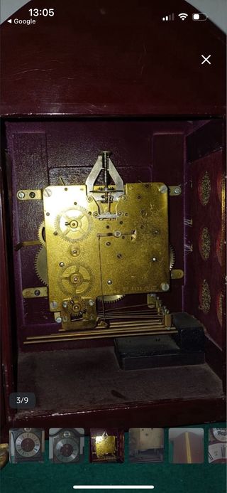 Reloj de sobremesa antiguo