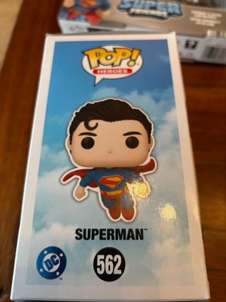 Funko Pop Superman 562 y Pack Super Friends