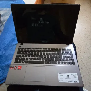 Portátil ASUS Negro