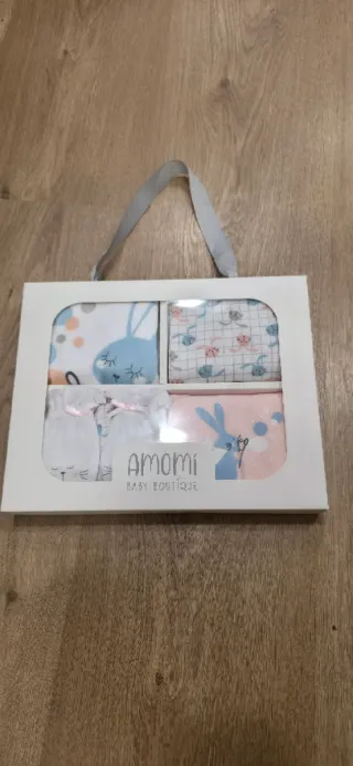 Set bebé Amomi 1 mes