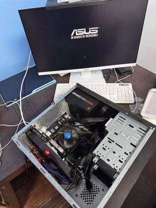 Ordenador Negro/Plateado