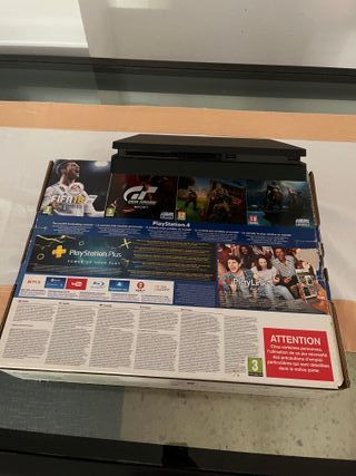 PS4 (PlayStation 4) Negra Completa