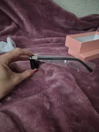 Gafas de Sol Miu Miu negro