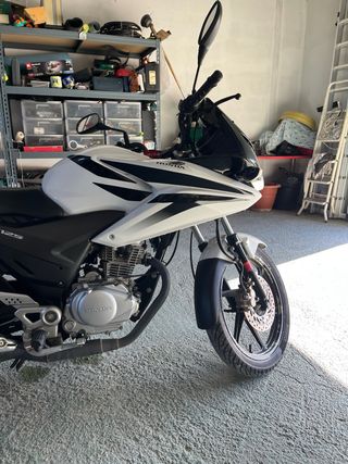 Honda CBF 125 2012 Blanca